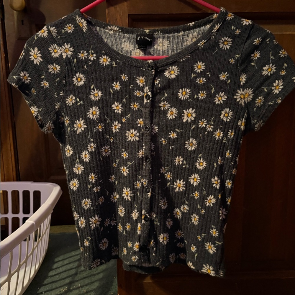 Art Class Floral Patterned Top